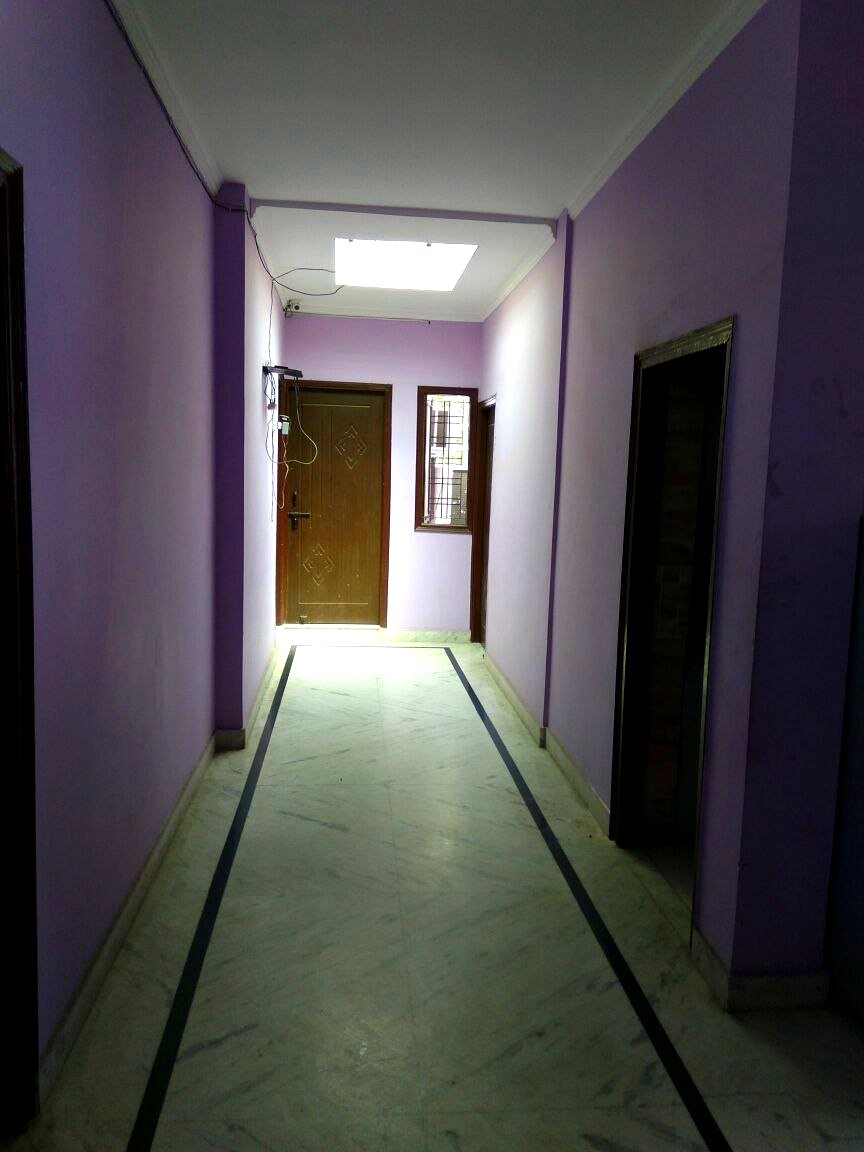 Corridor at Star Stayz Sector 15