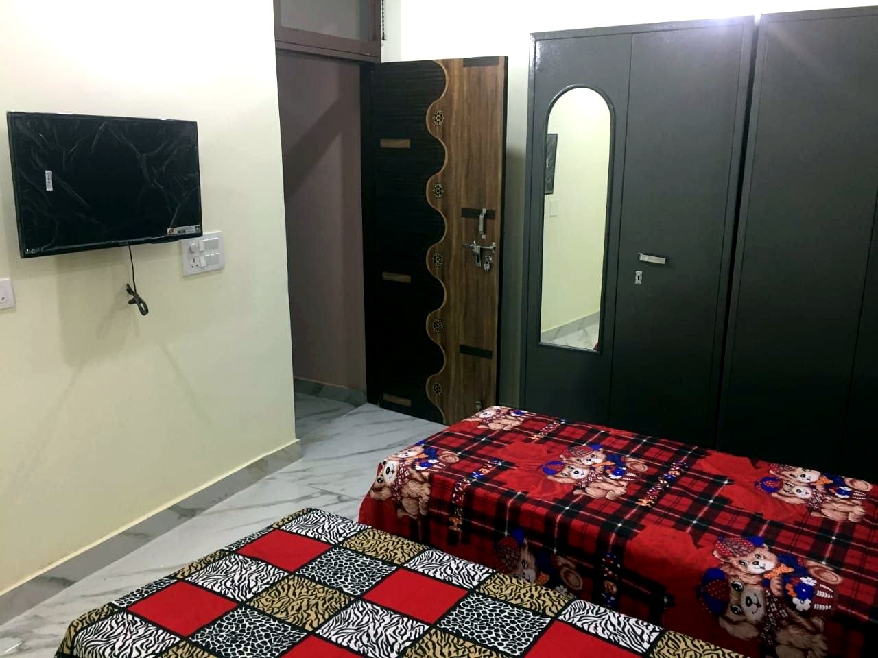 Star Stayz Sector 15 — Room