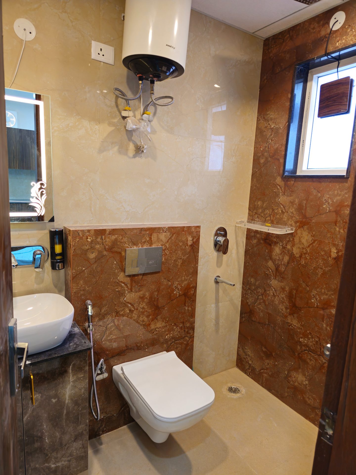 Star Stayz Sector 52 — Washroom